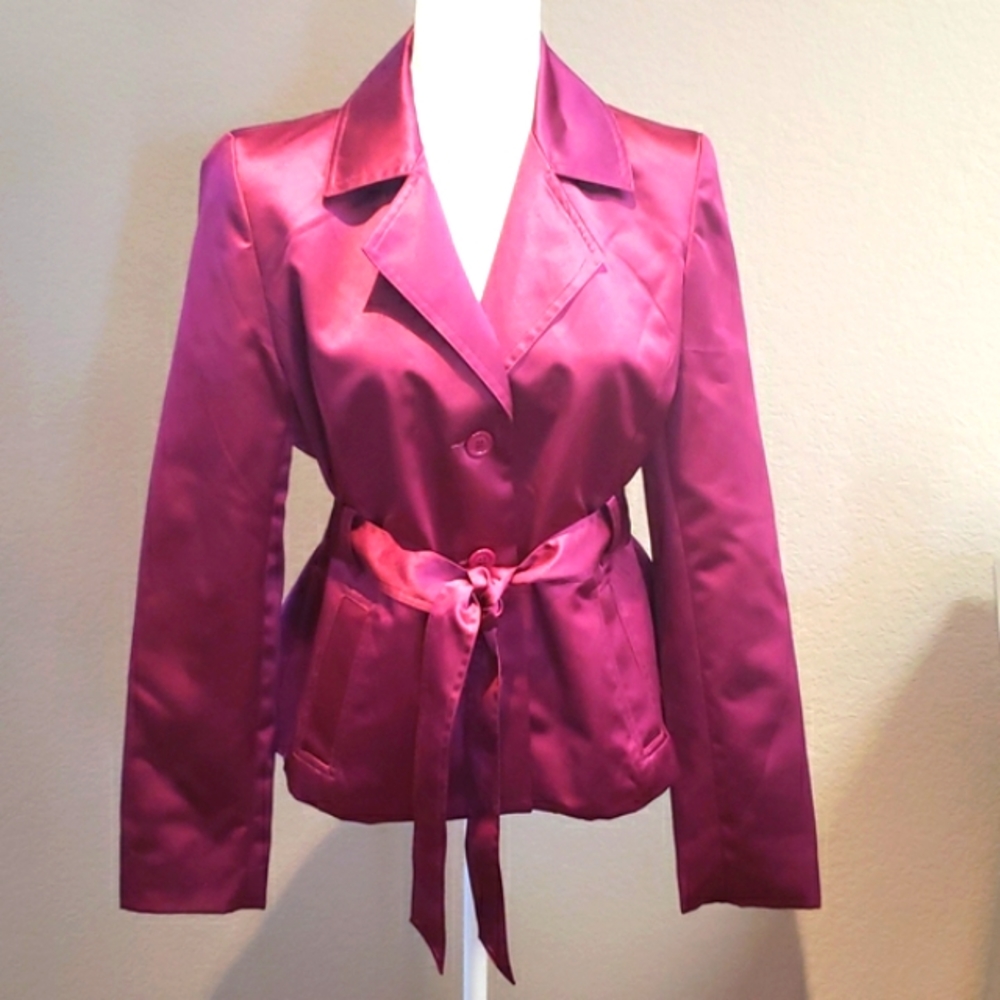 Calvin Klein magenta satin trench w/ belt